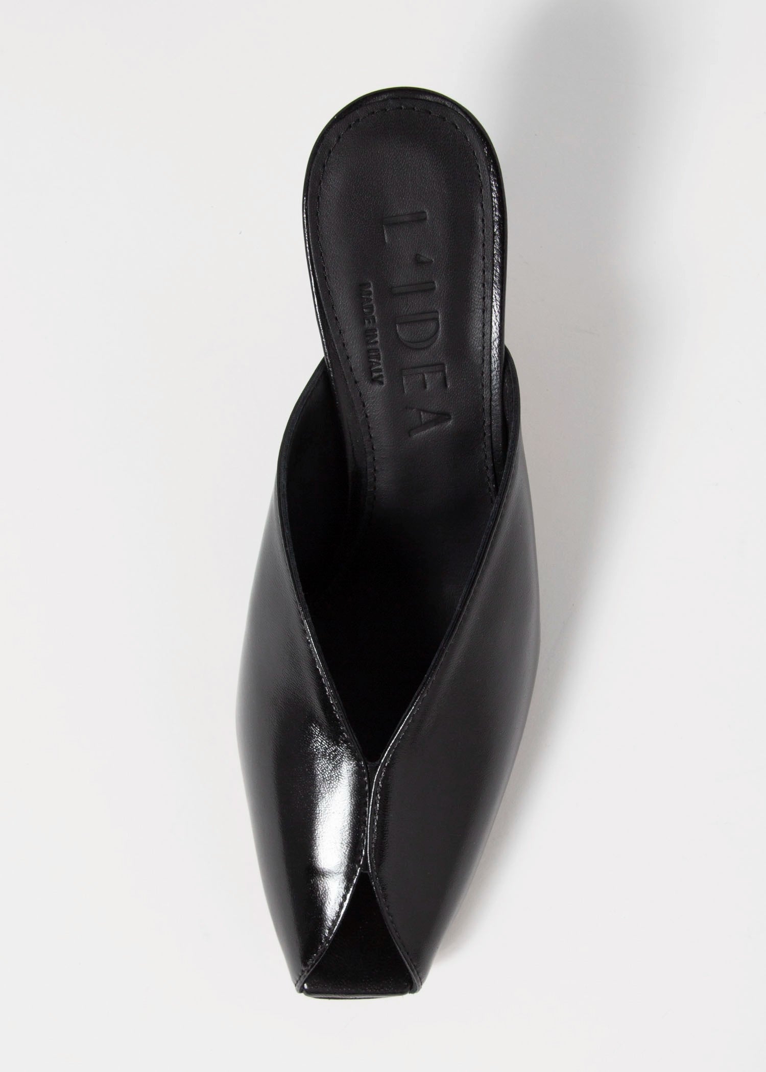 swatch_Black Leather l'idea peep toe sandal