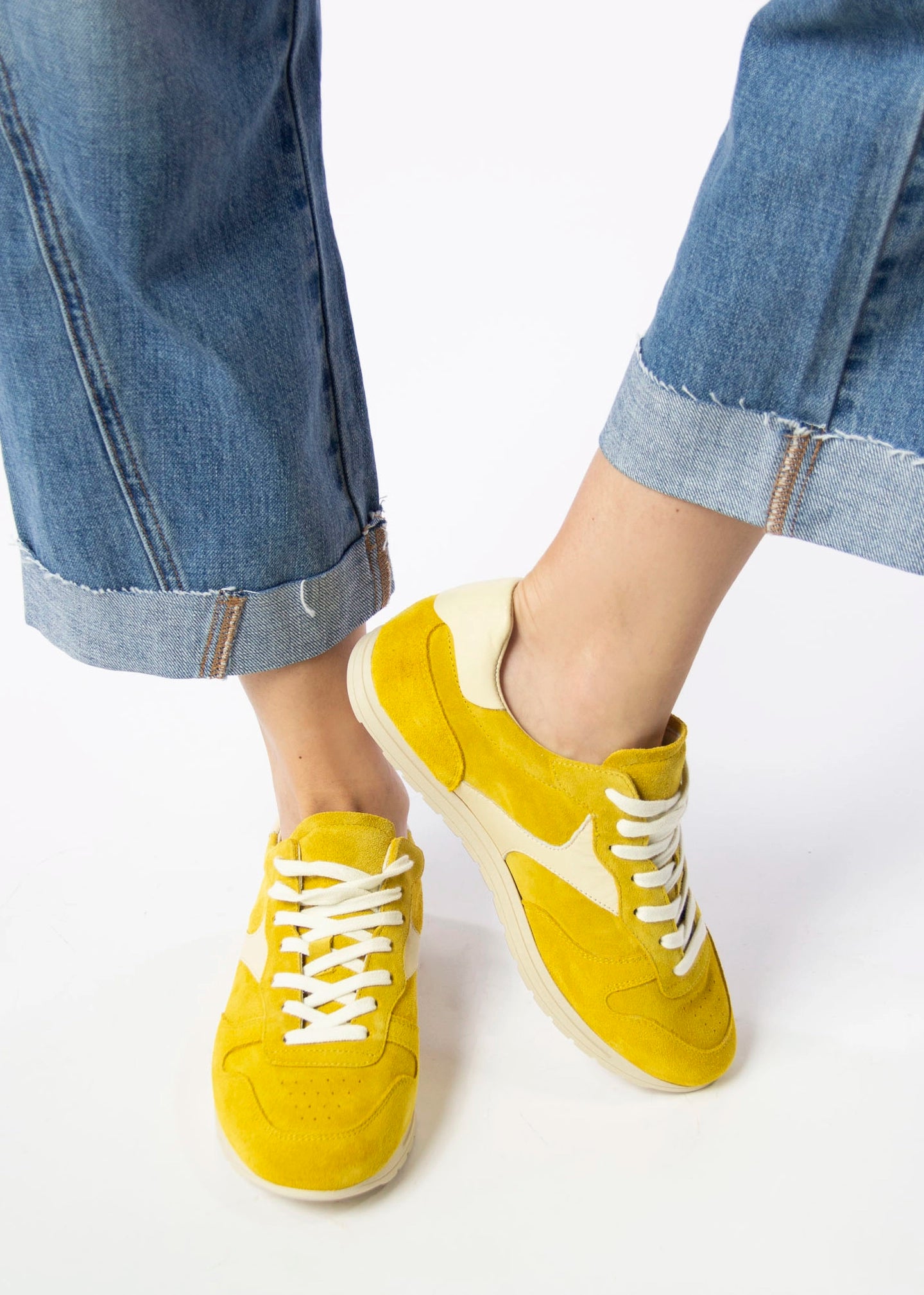 swatch_Canary Suede l'idea sneakerina