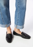 swatch_Black Leather driving moccasin loafers shoes