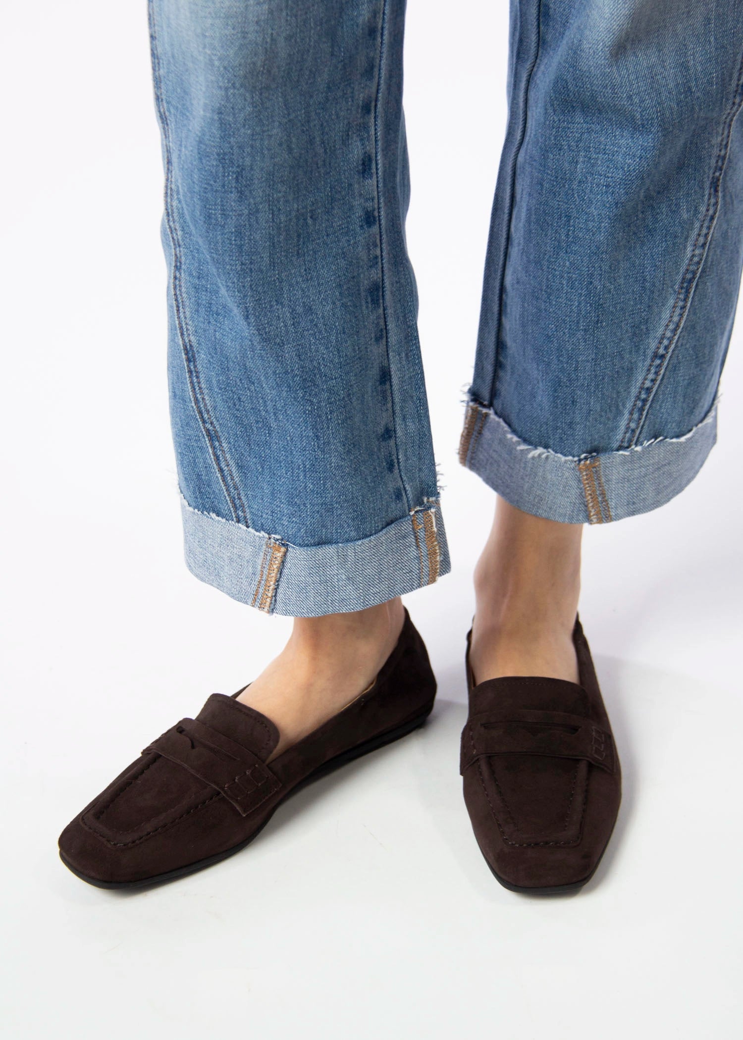 swatch_Brown Suede driving moccasin loafers shoes