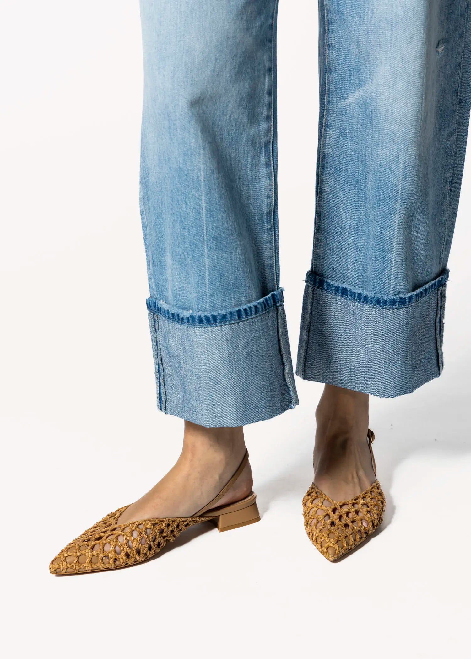 swatch_natural leather lussy woven slingback flat shoes