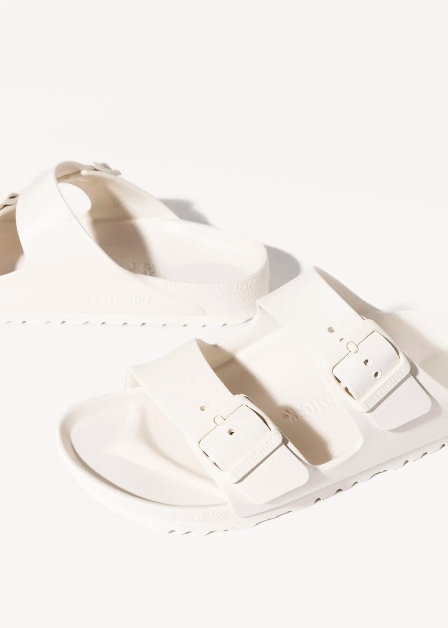 swatch_eggshell arizona eva sandal flat sandals