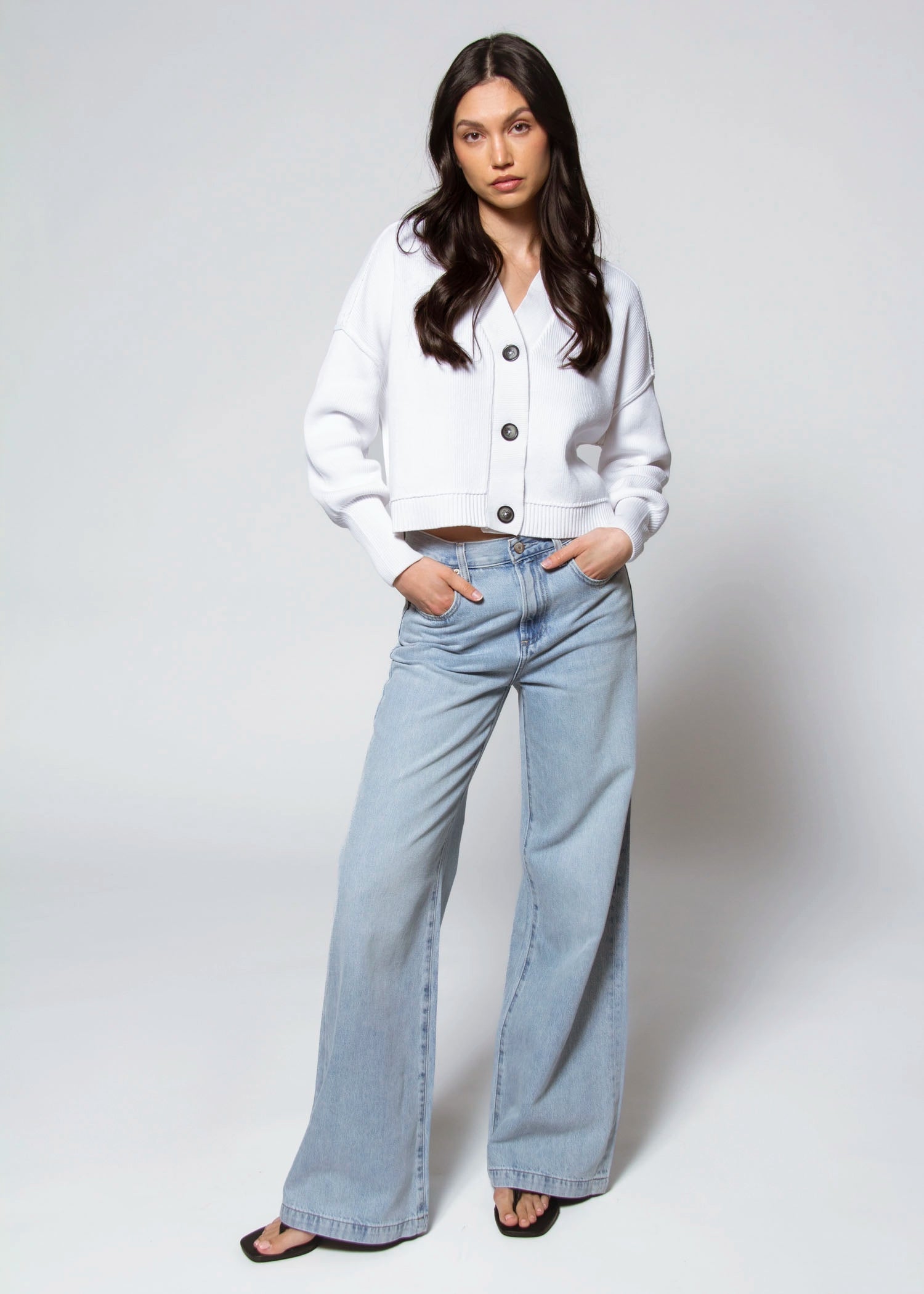 swatch_Light Denim pistola jadyn palazzo jeans