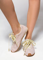 swatch_Nude Suede victoria aster sneakers