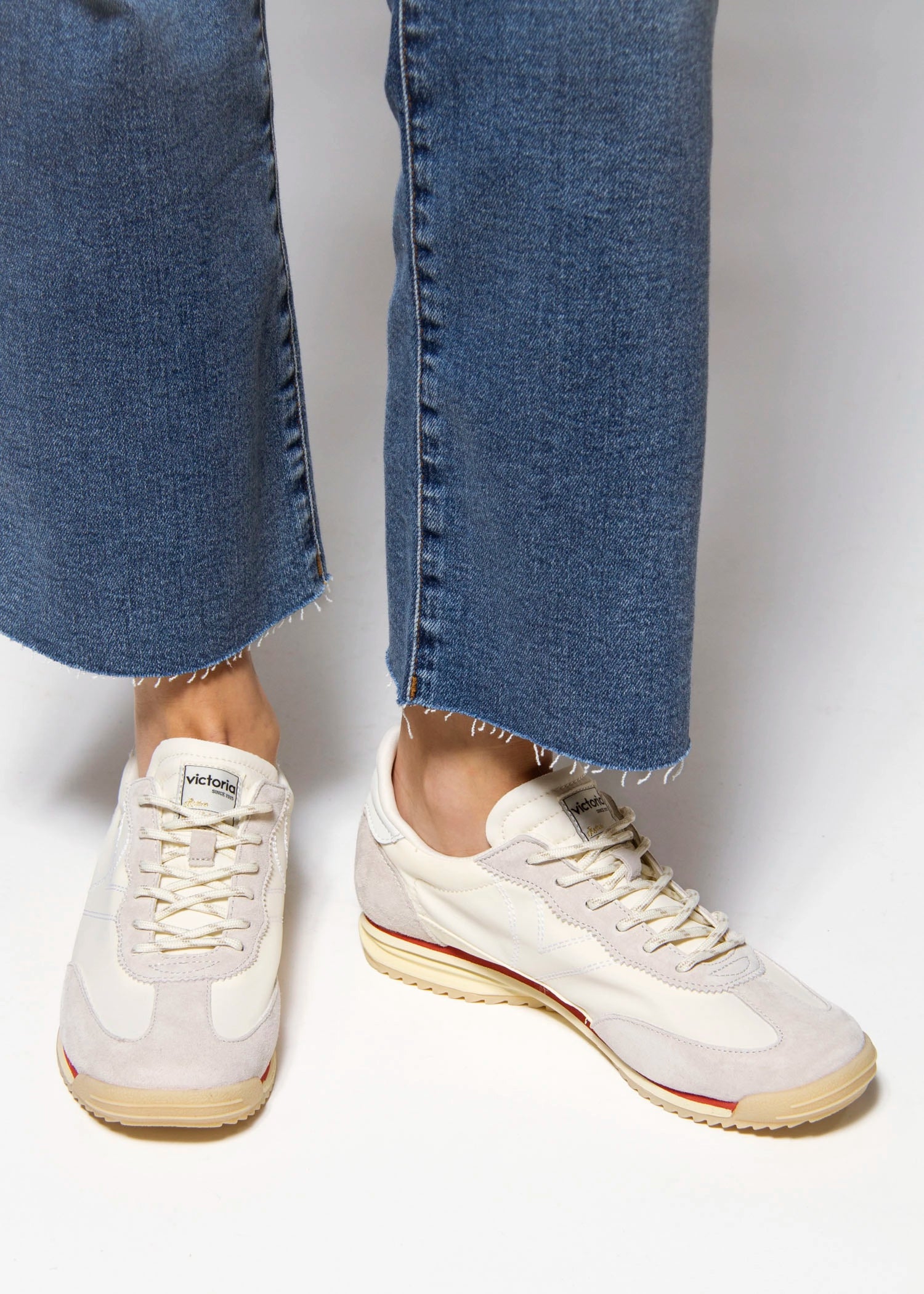 swatch_Ice victoria saturno sneakers