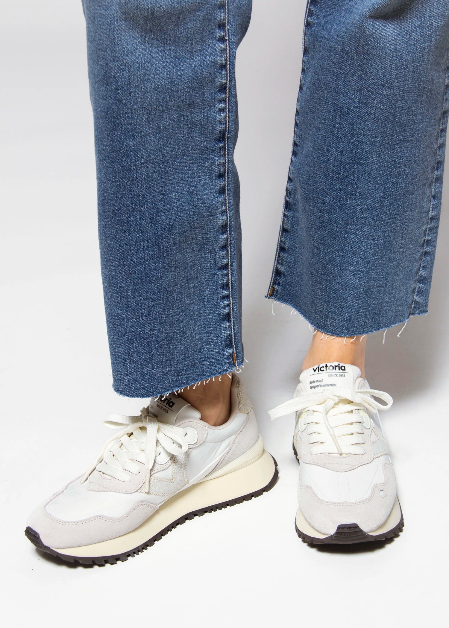 swatch_Ice victoria viento sneakers