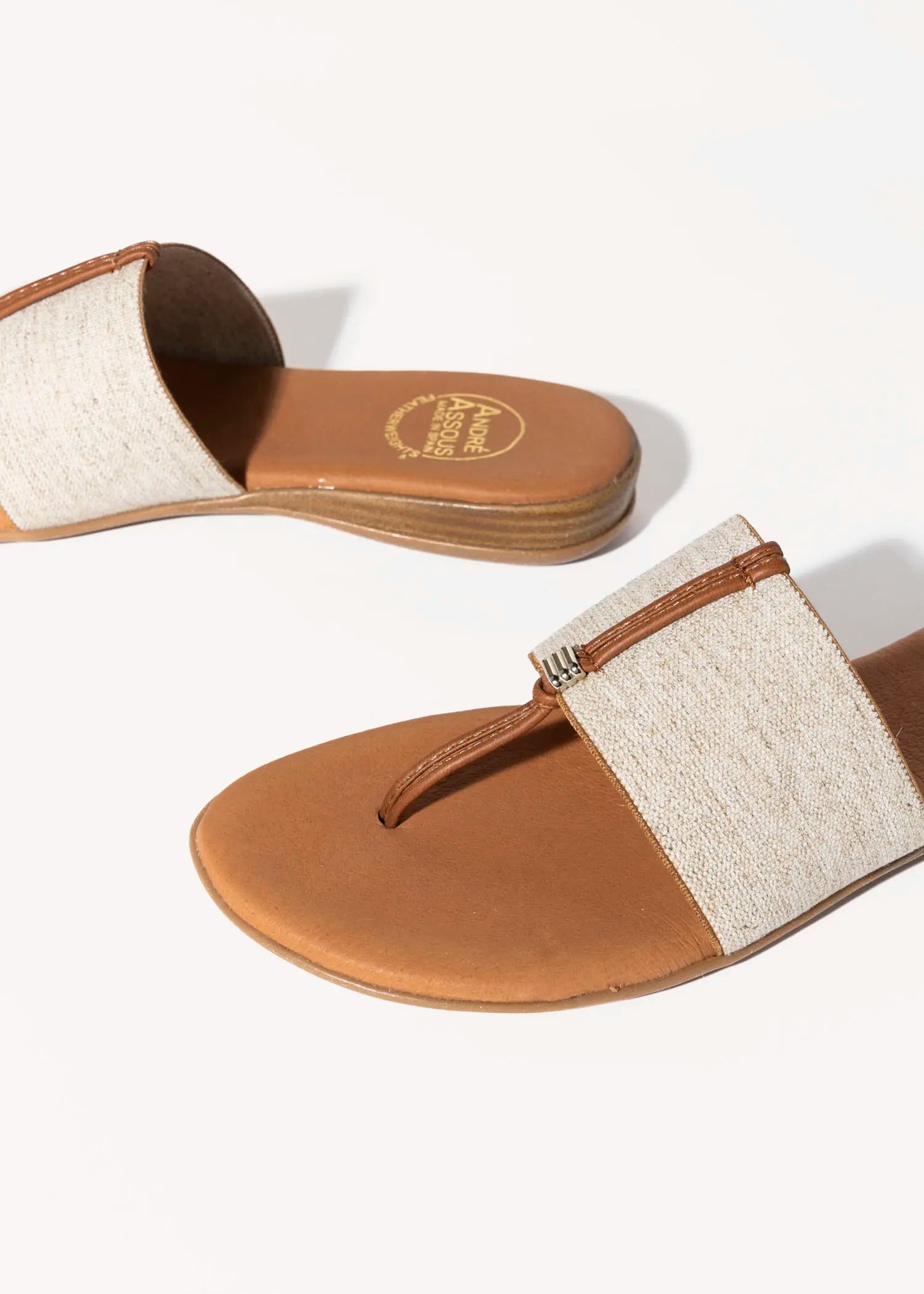 swatch_beige nice slide sandal flat sandals
