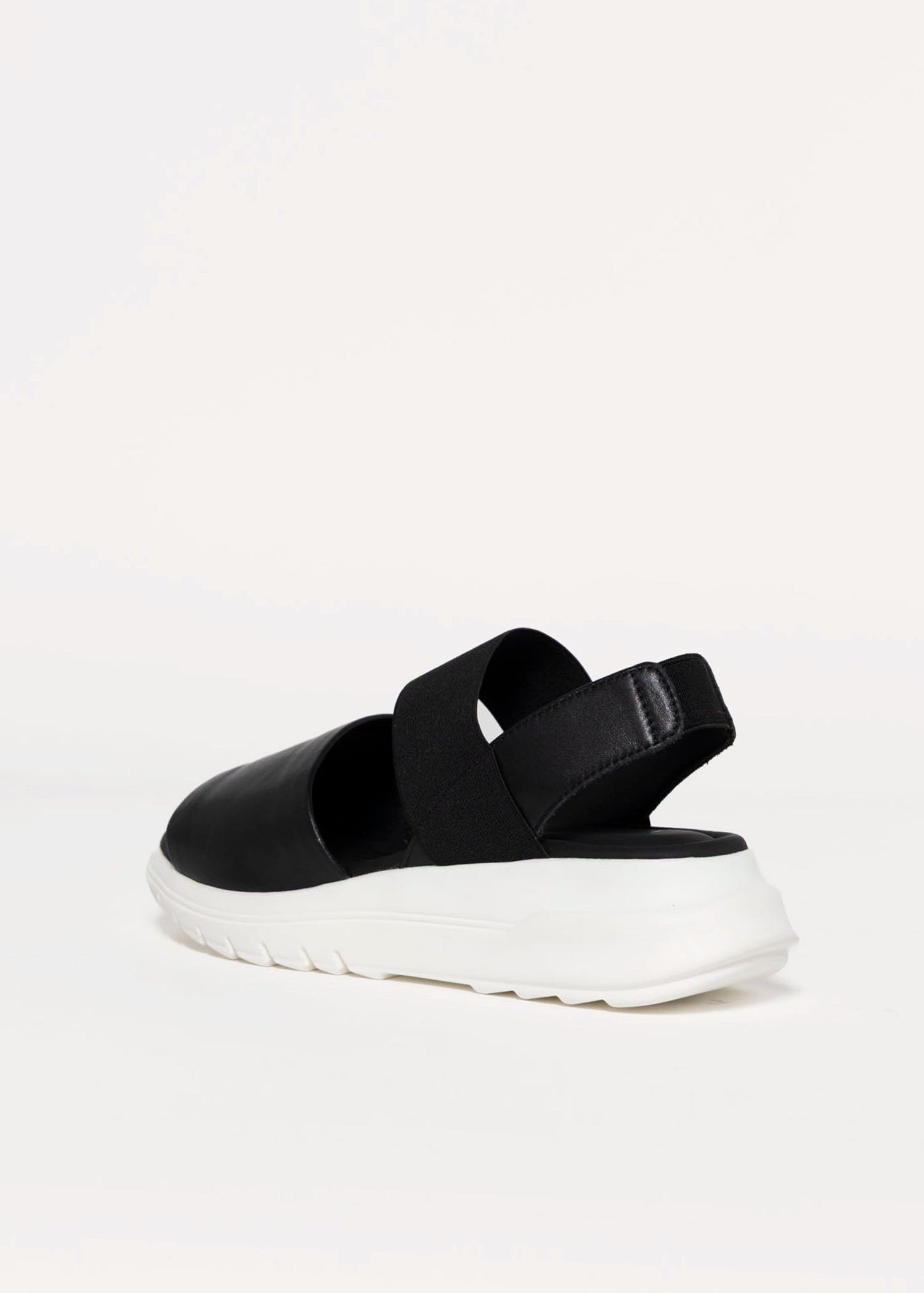 swatch_Black the flexx tuana comfort sandal