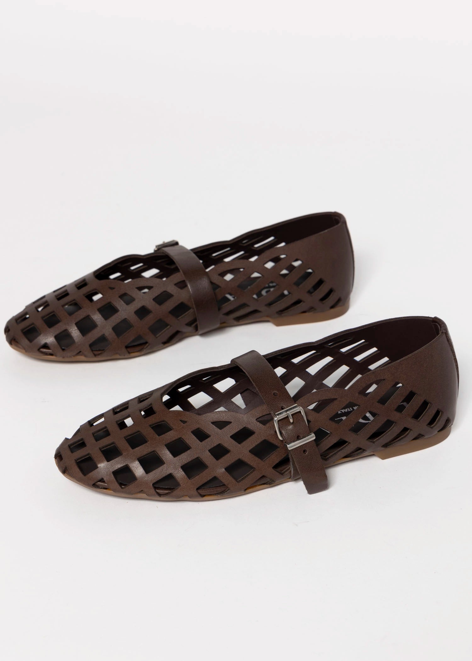 swatch_Brown Leather l'idea cutout leather mary jane