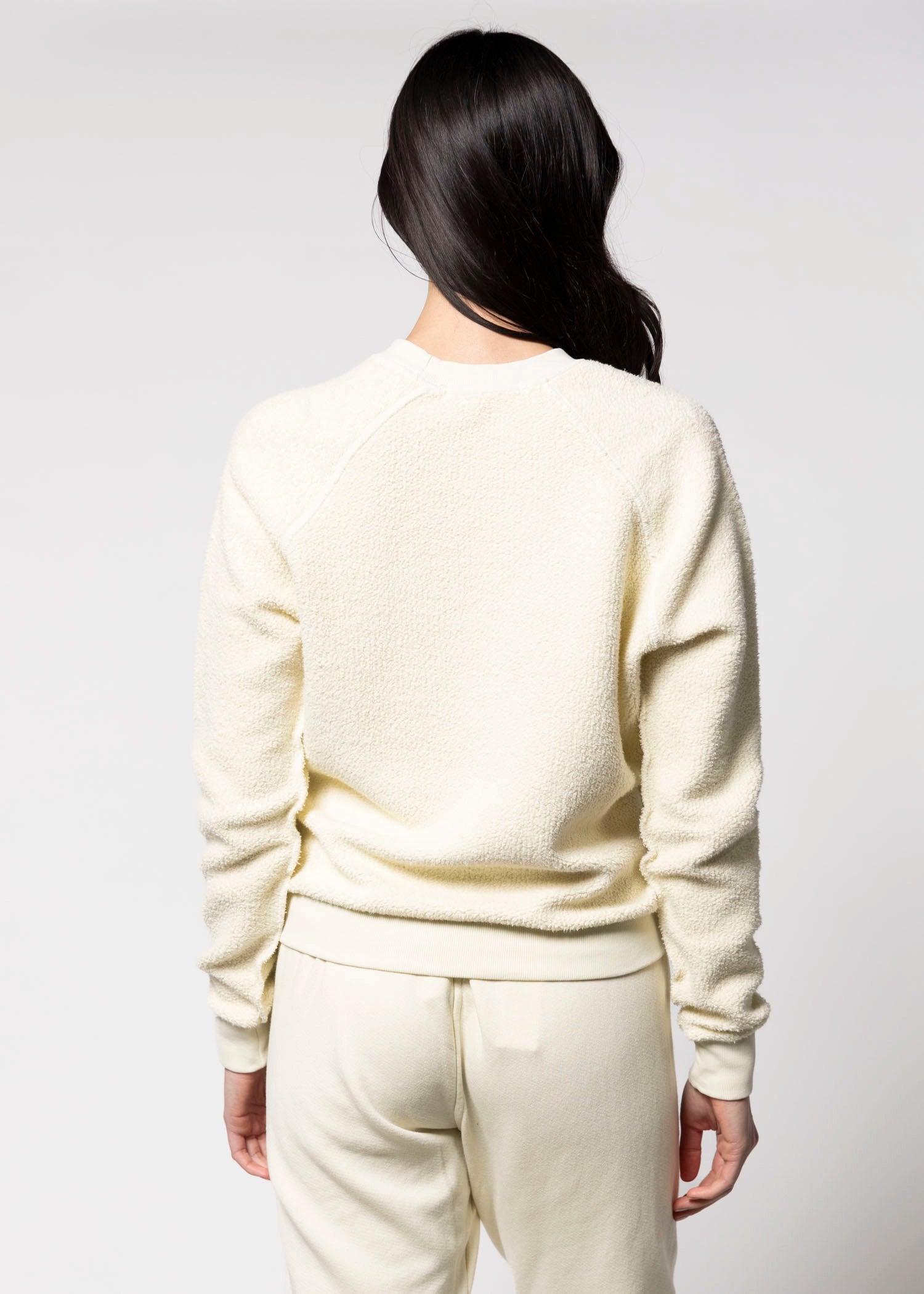 swatch_Custard perfect white tee ziggy sweatshirt