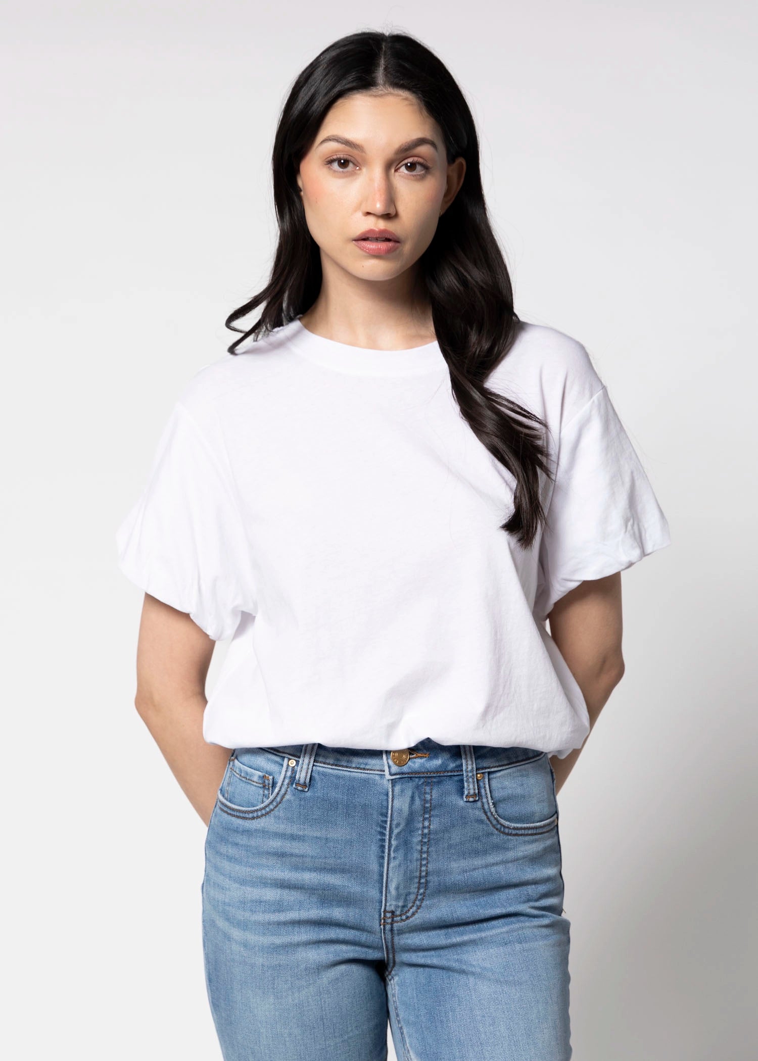 swatch_White sanctuary pleat bubble tee