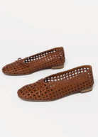 swatch_Tan Leather seychelles flagstaff woven flat