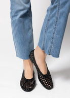 swatch_Black Leather seychelles flagstaff woven flat