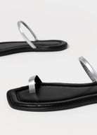 swatch_Silver l'idea two ring sandal