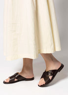 swatch_Brown Leather l'idea crossband flat sandal