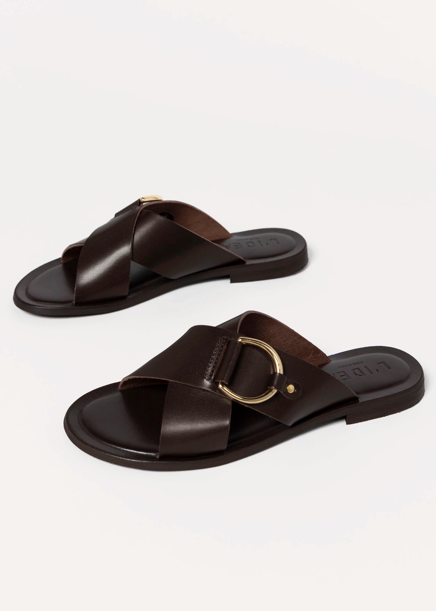 swatch_Brown Leather l'idea crossband flat sandal