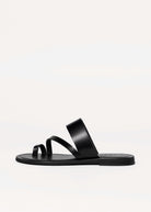 swatch_Black Leather l'idea leather toe ring sandal