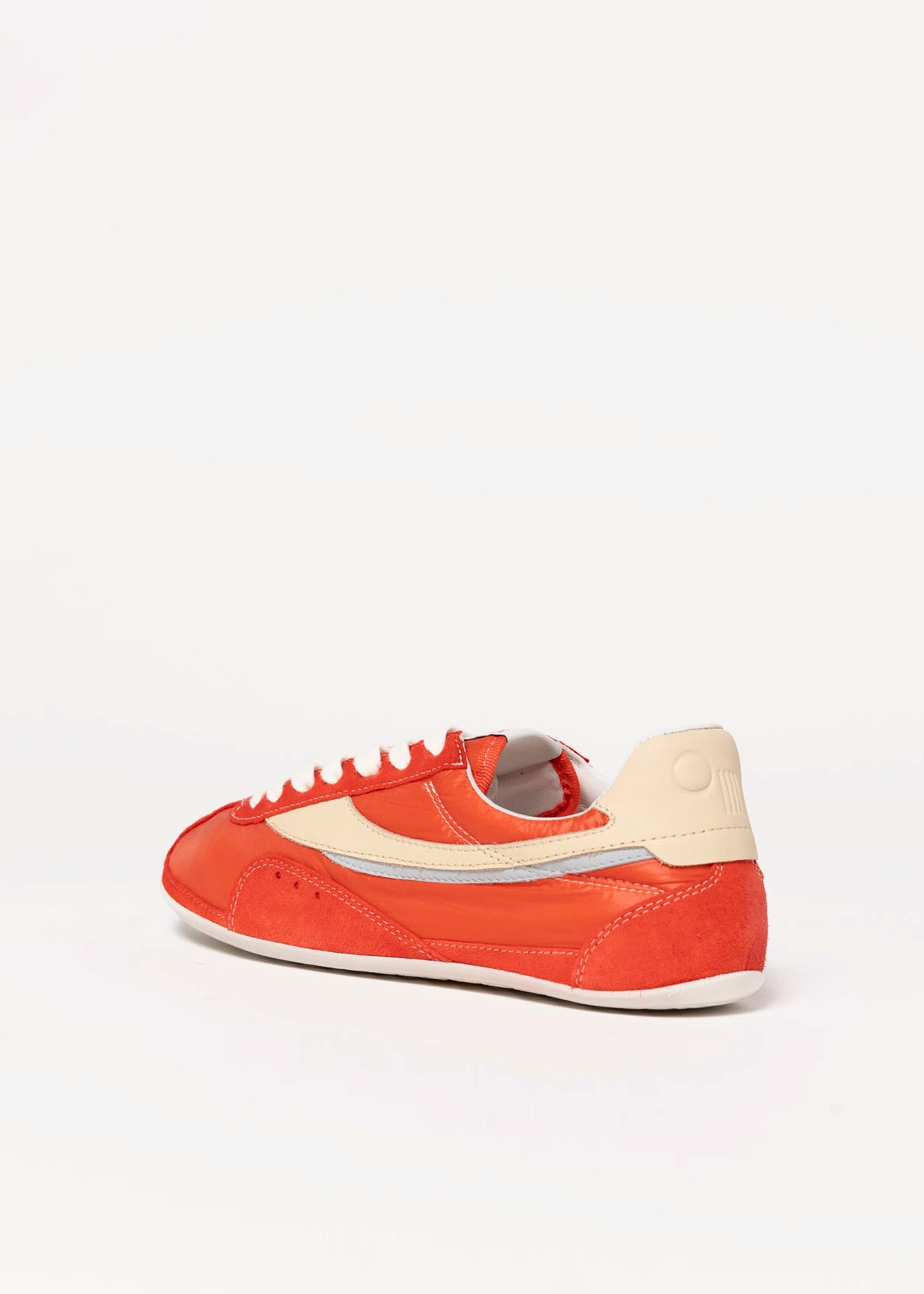 swatch_Grenadine oncept temple sneaker