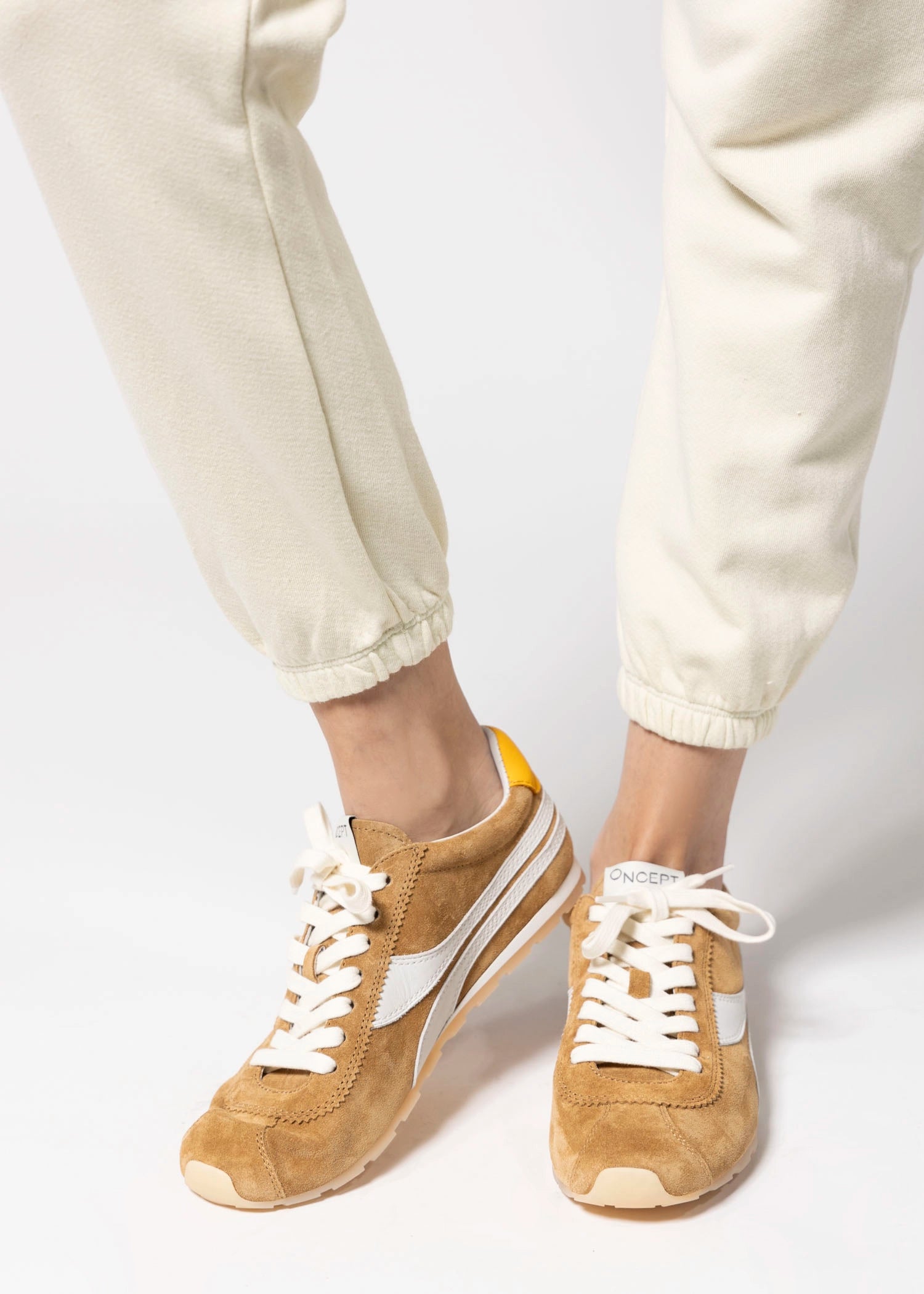 swatch_Ginger oncept essex sneaker