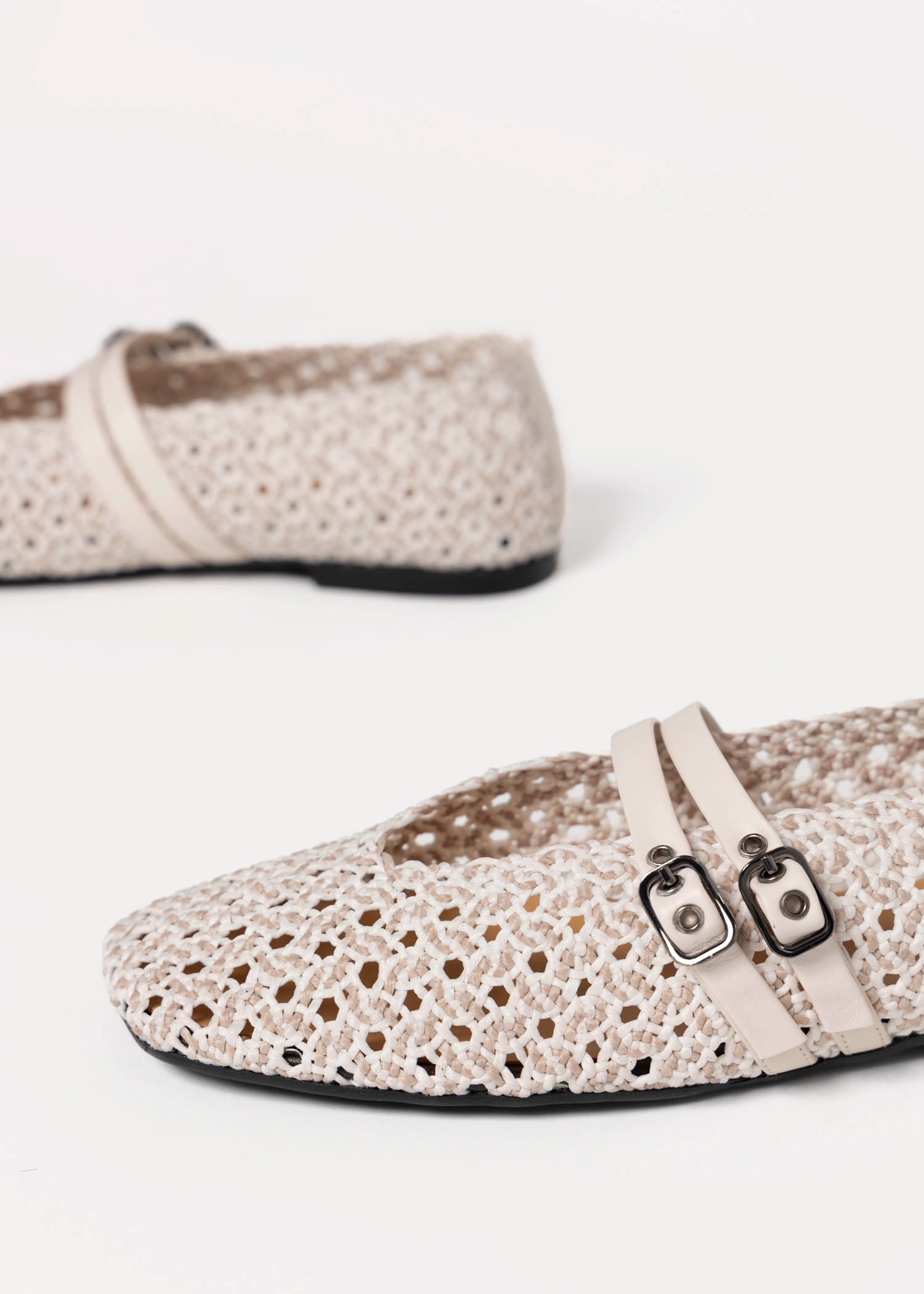 swatch_Off White kmb woven mary jane