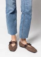 swatch_Dark Brown kmb woven mary jane