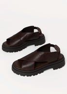 swatch_Chocolate Leather kmb dafne sandal