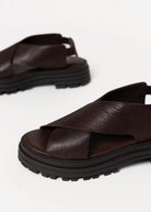 swatch_Chocolate Leather kmb dafne sandal