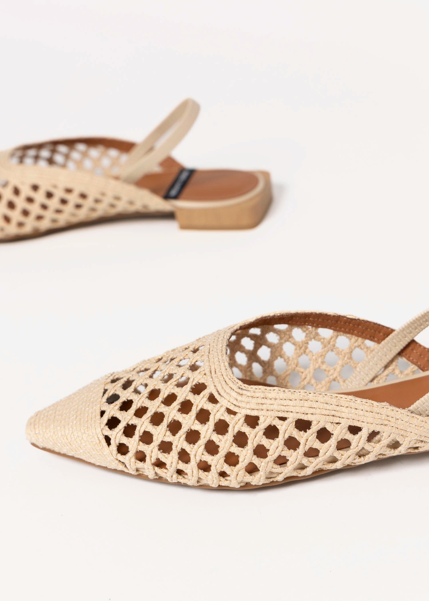 swatch_Natural angel alarcon gaia flat