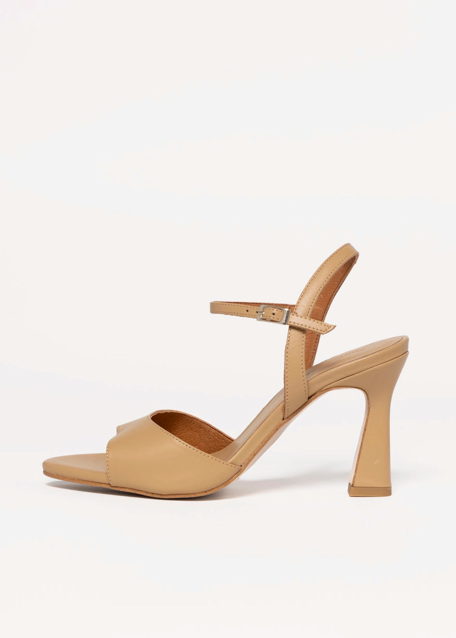 swatch_Sand Leather angel alarcon dorat heeled sandal