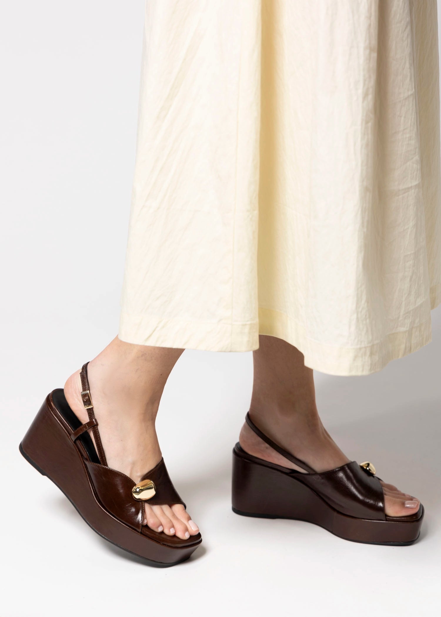 swatch_Coffee Leather angel alarcon fiorella platform wedge