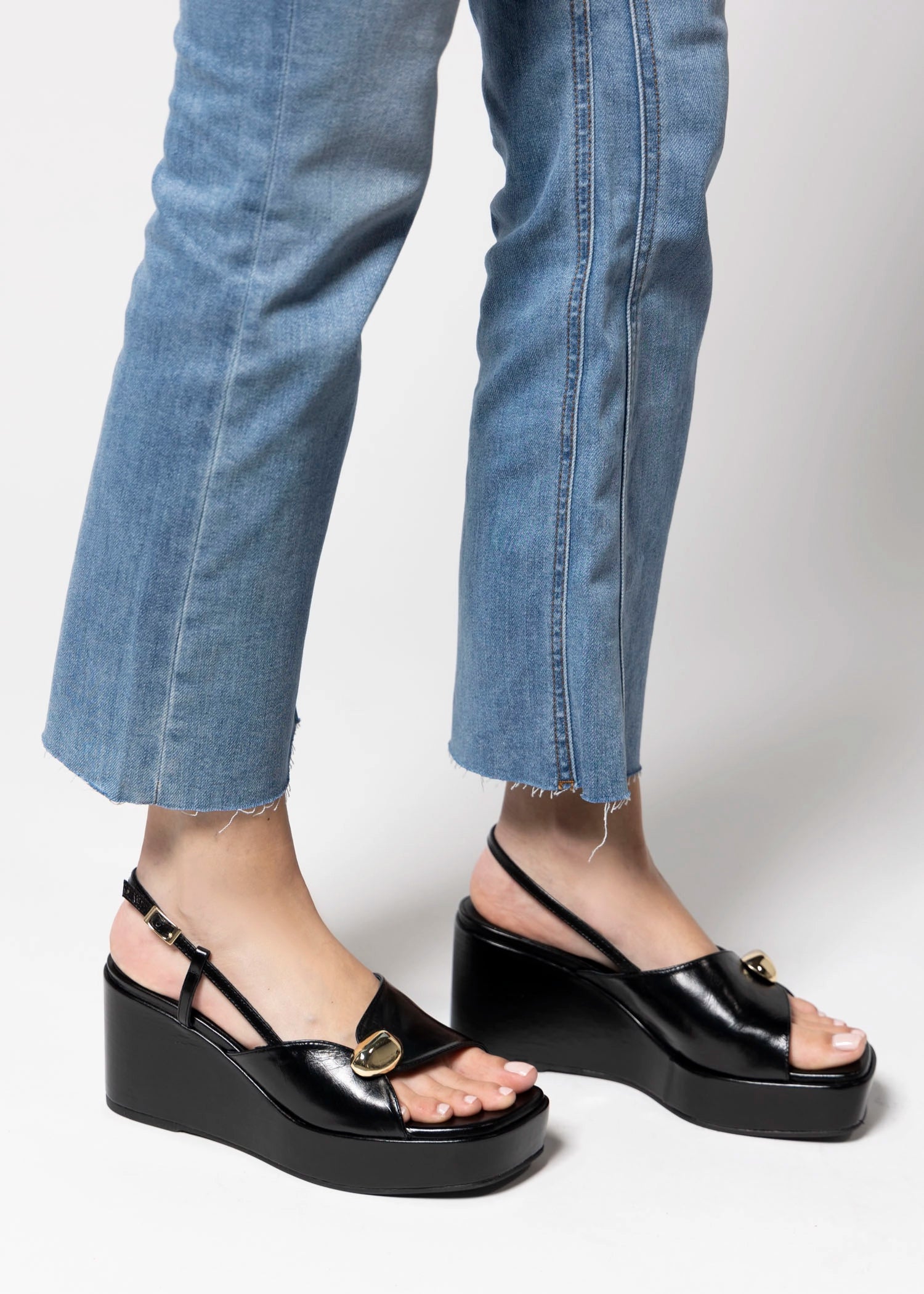 swatch_Black Leather angel alarcon fiorella platform wedge