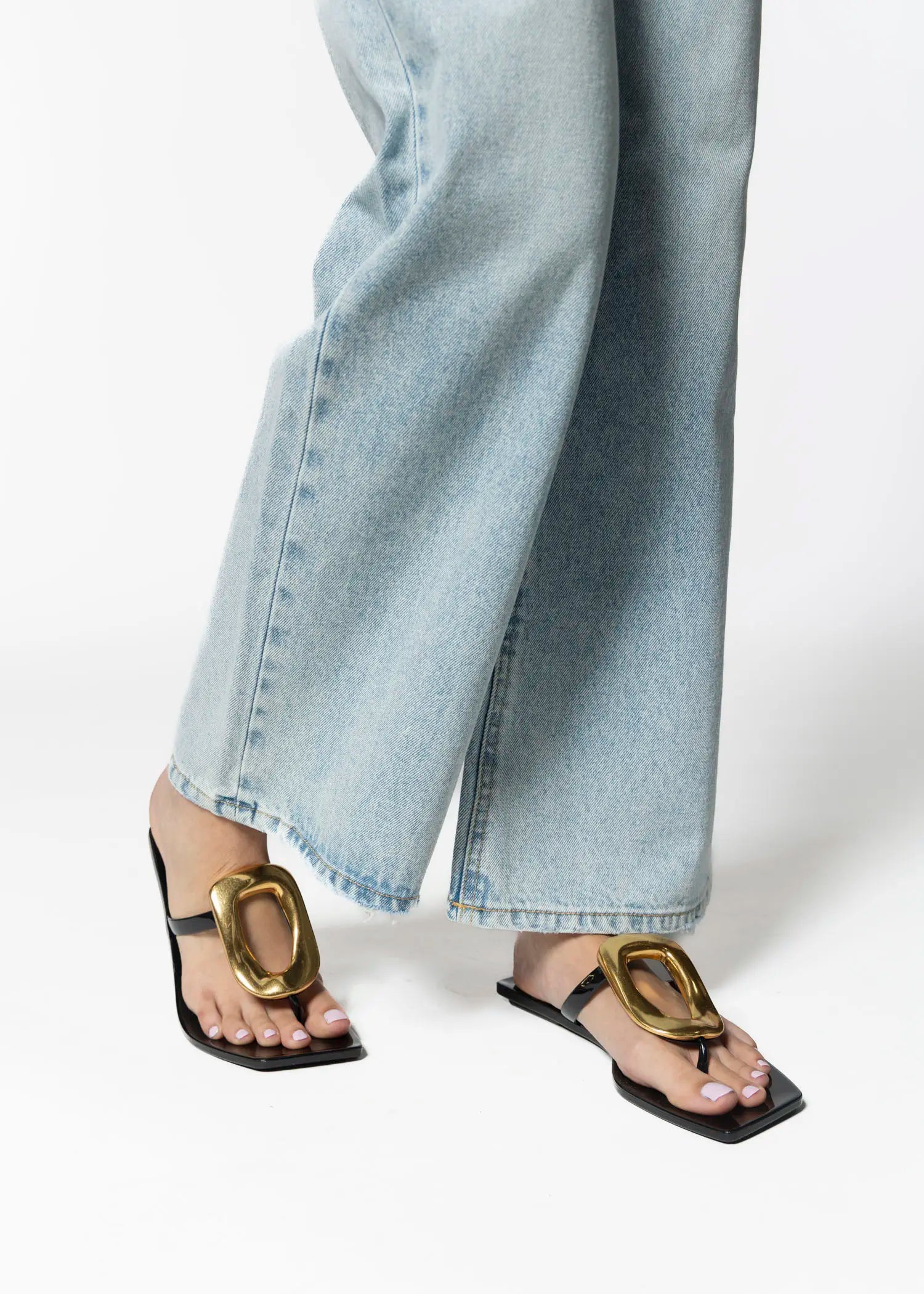 swatch_black linques jelly sandal sandals