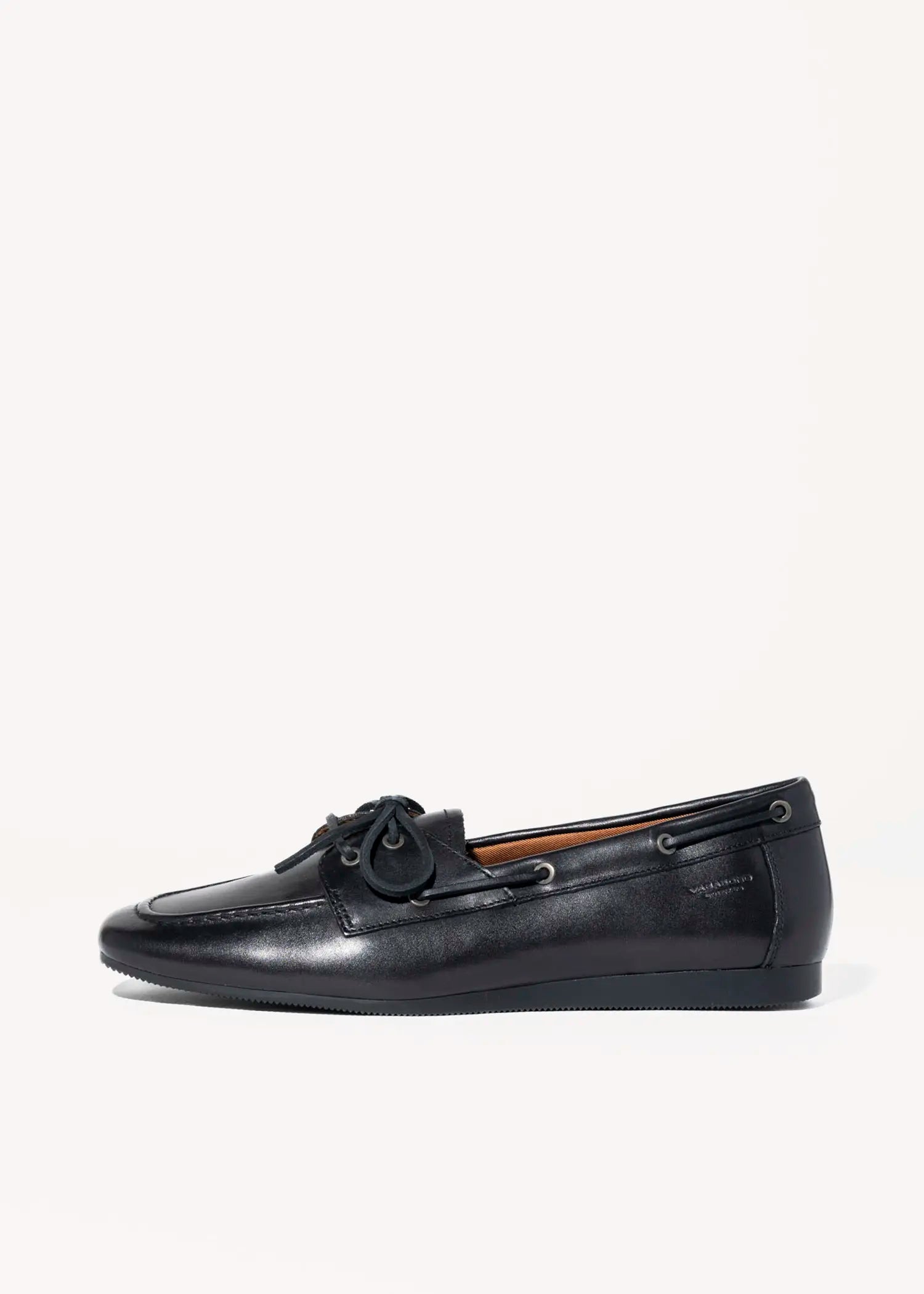 swatch_black hillary boat shoe flat shoes