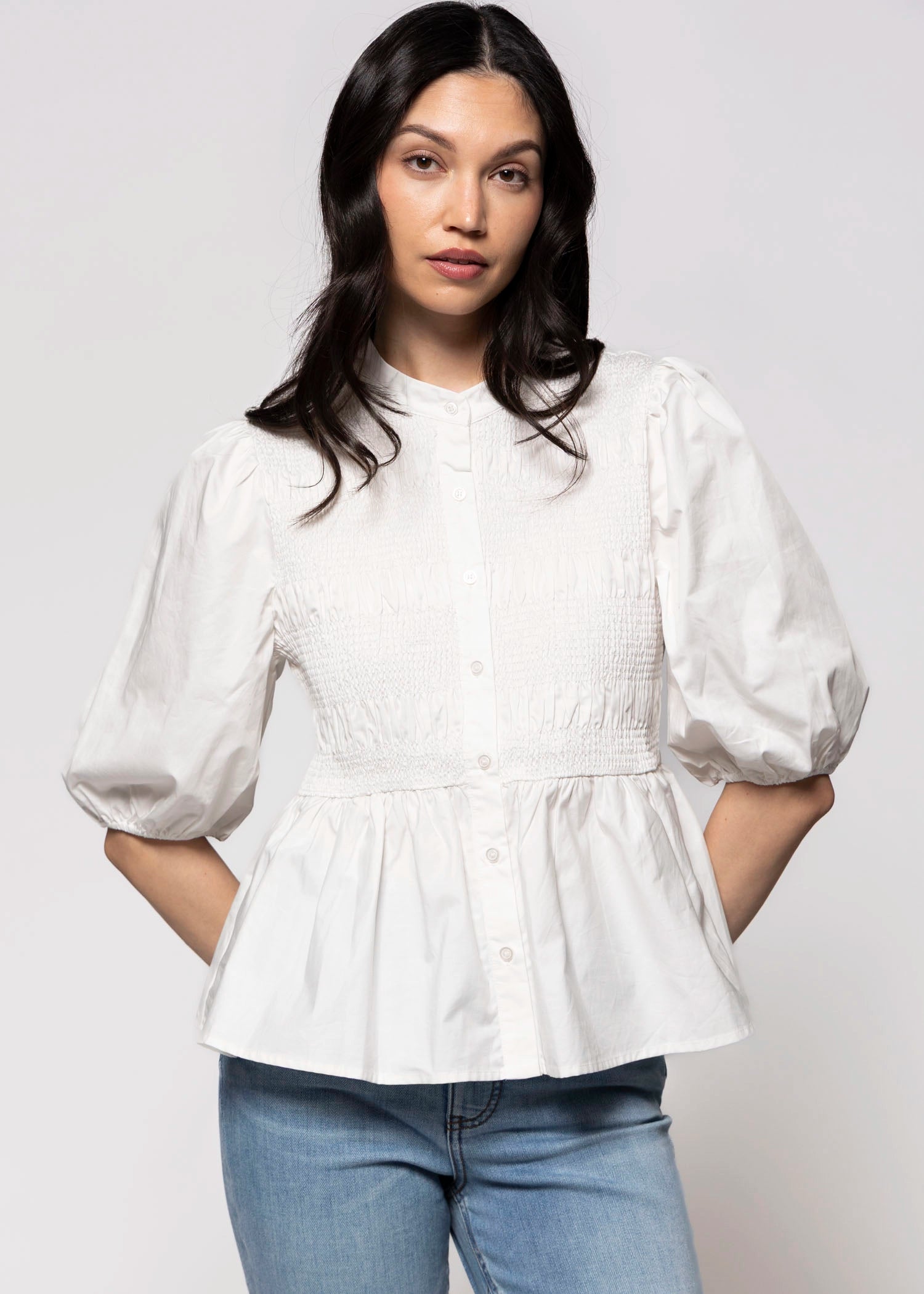 swatch_Off White short sleeve button down blouse