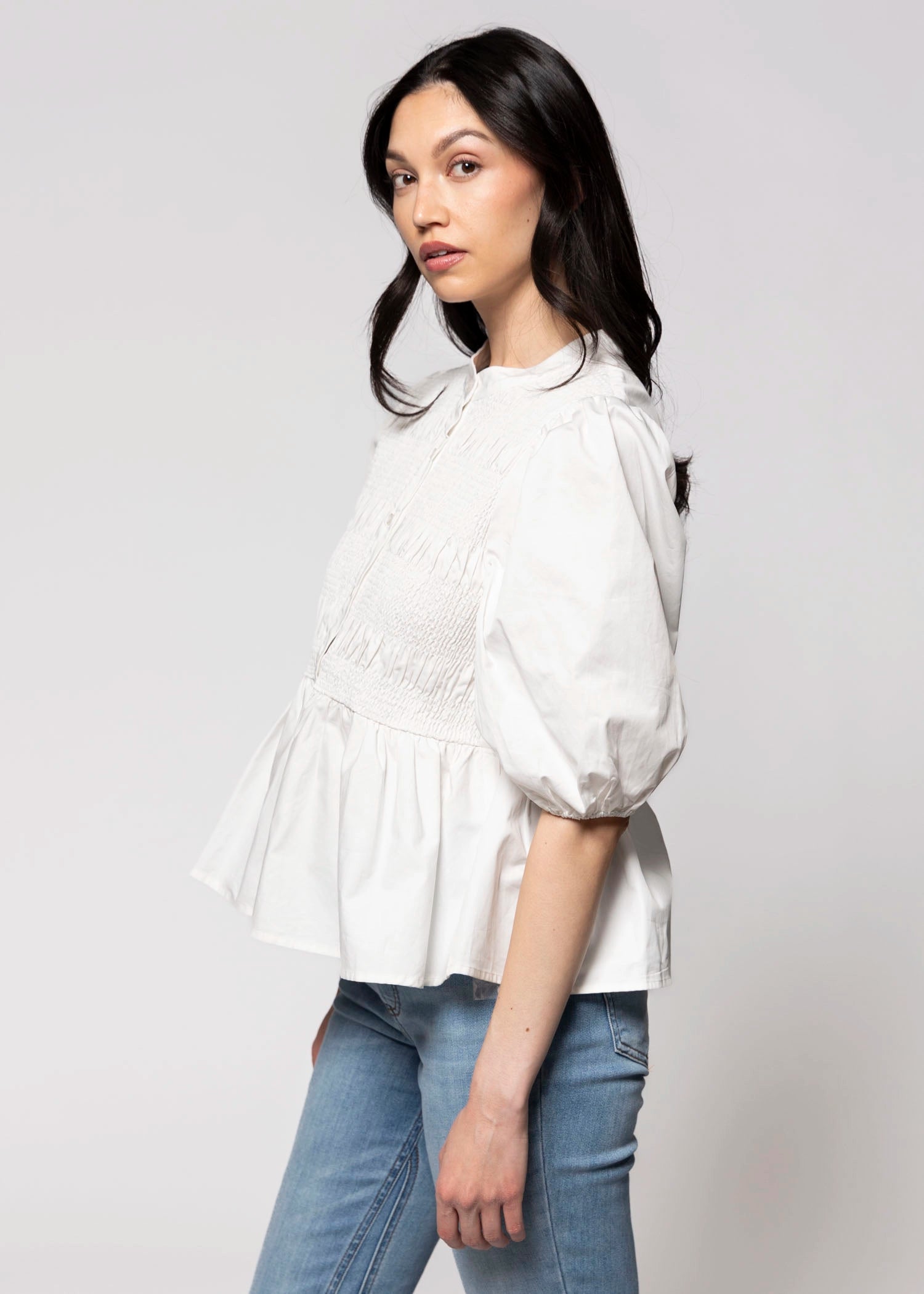 swatch_Off White short sleeve button down blouse