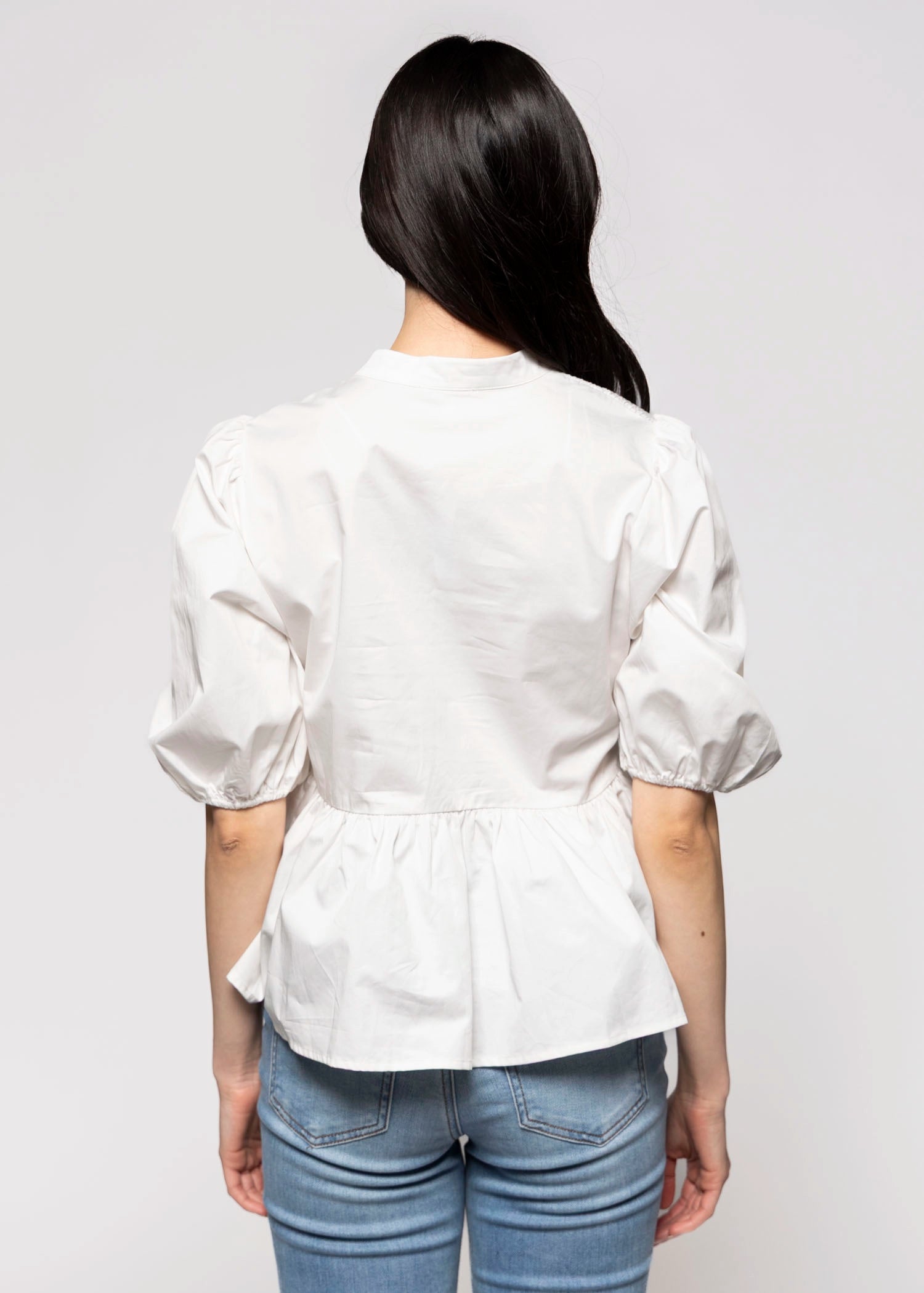 swatch_Off White short sleeve button down blouse
