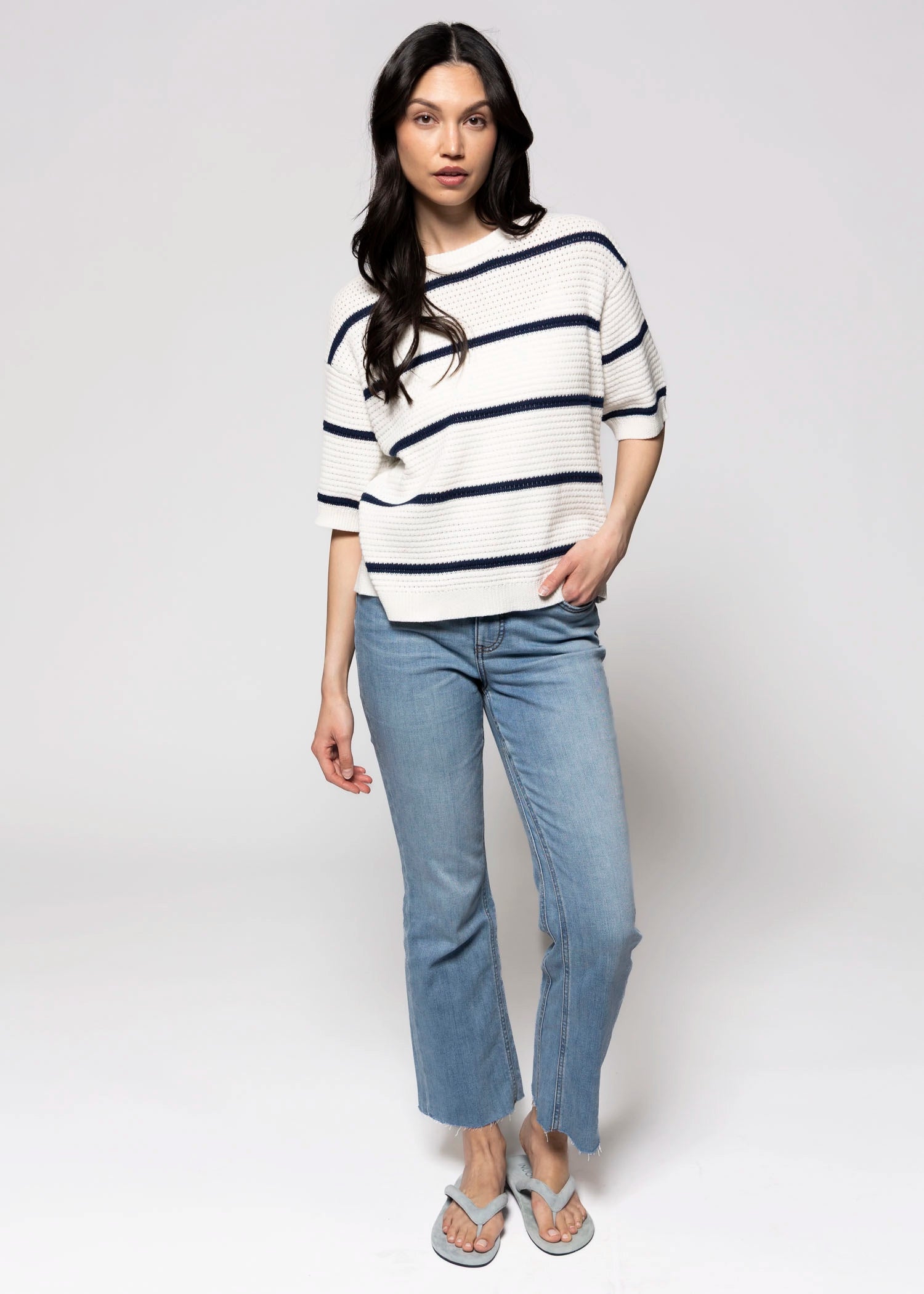 swatch_White/Navy thread and supply viola sweater