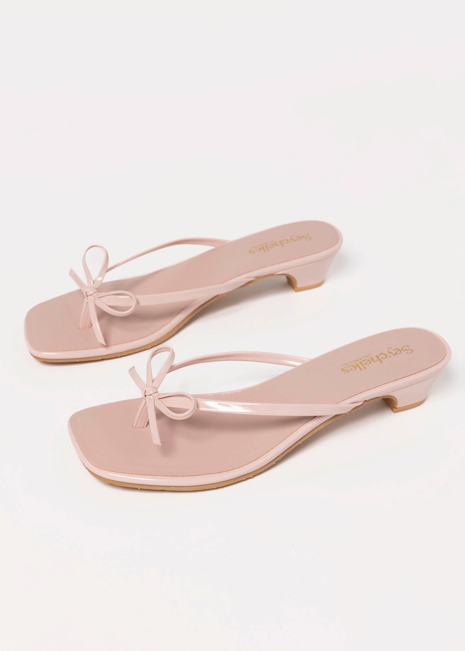 swatch_Blush Seychelles perfect wish thong sandal