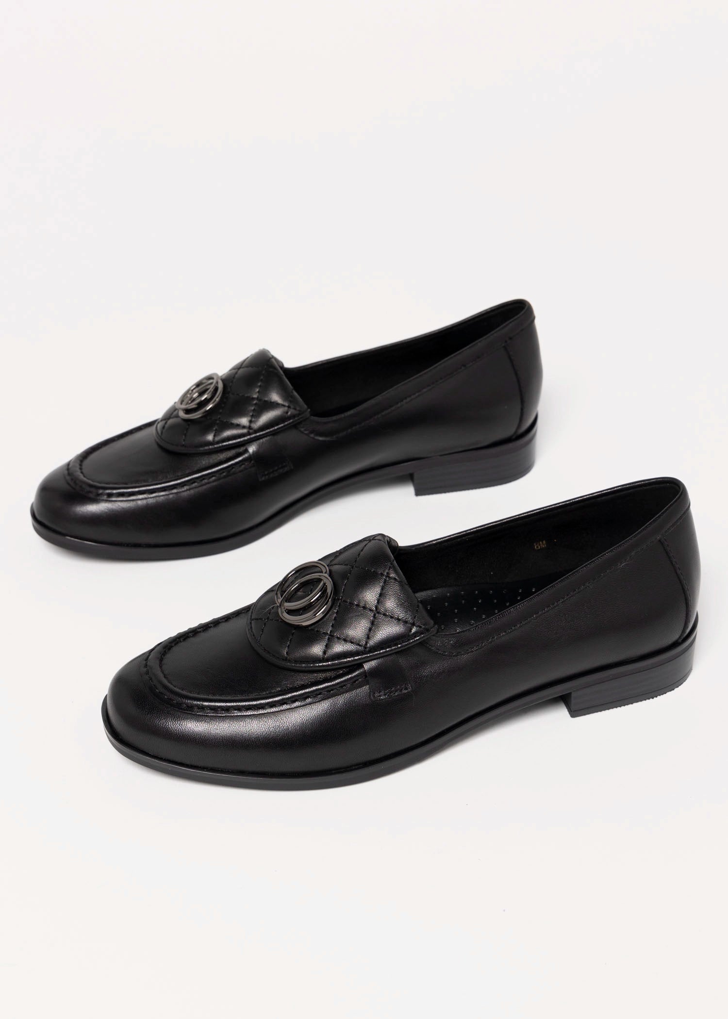 swatch_Black Leather vaneli kodiak loafer