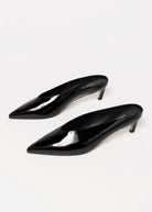 swatch_Black Patent pointed toe mule