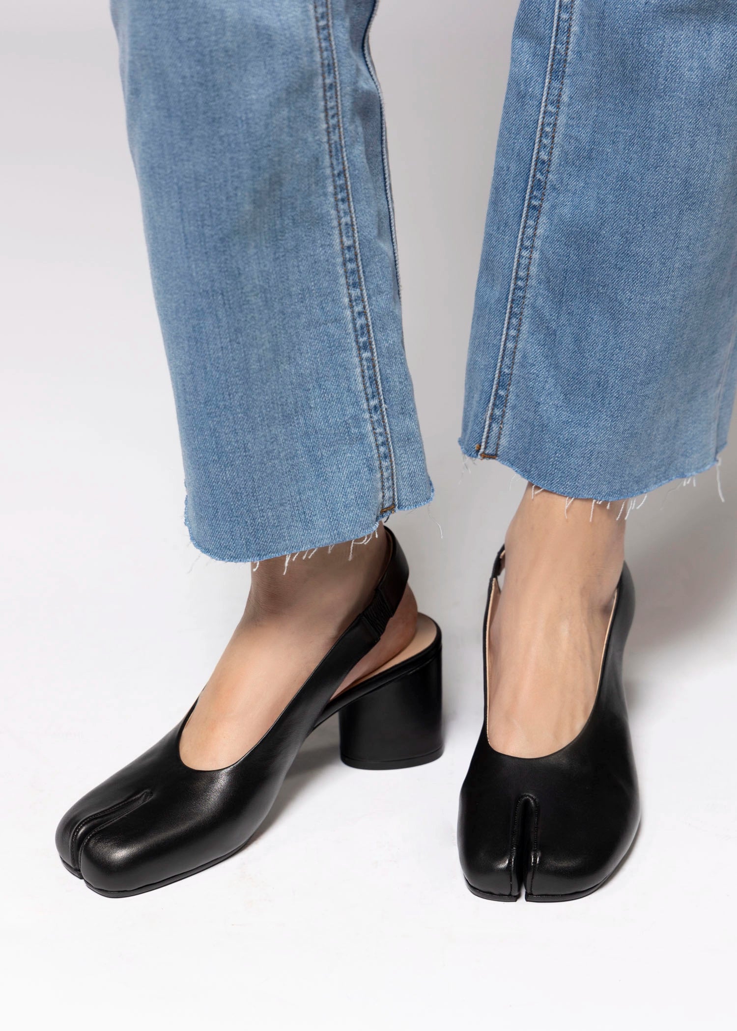 swatch_Black Leather tabi slingback pump