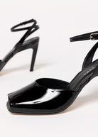 swatch_Black Patent Heeled Peep toe sandal
