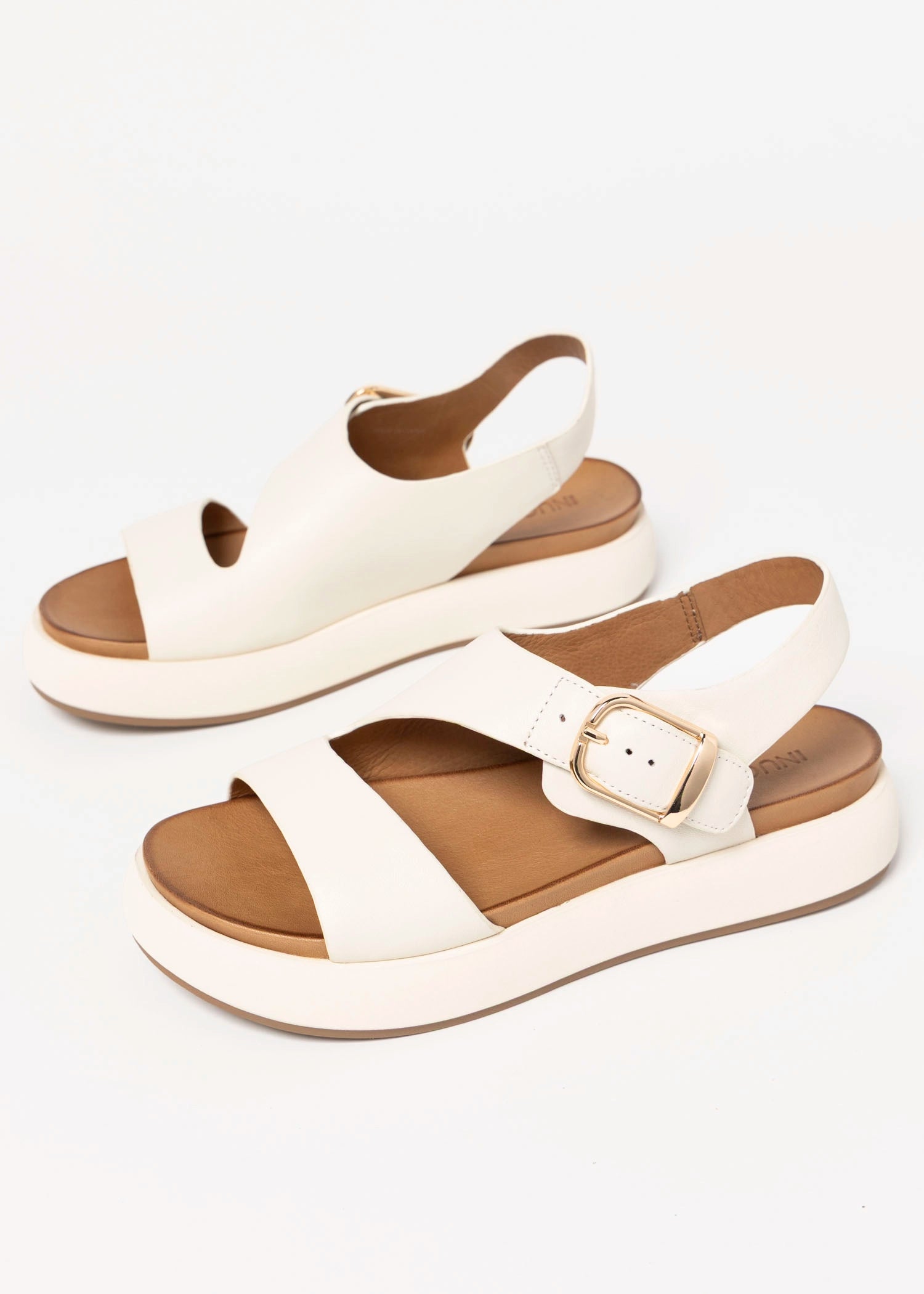 swatch_Crema inuovo platform leather sandal