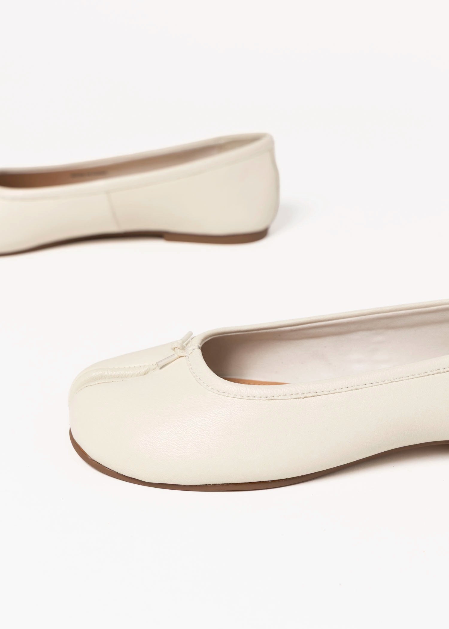 swatch_Crema inuovo tabi ballet flat