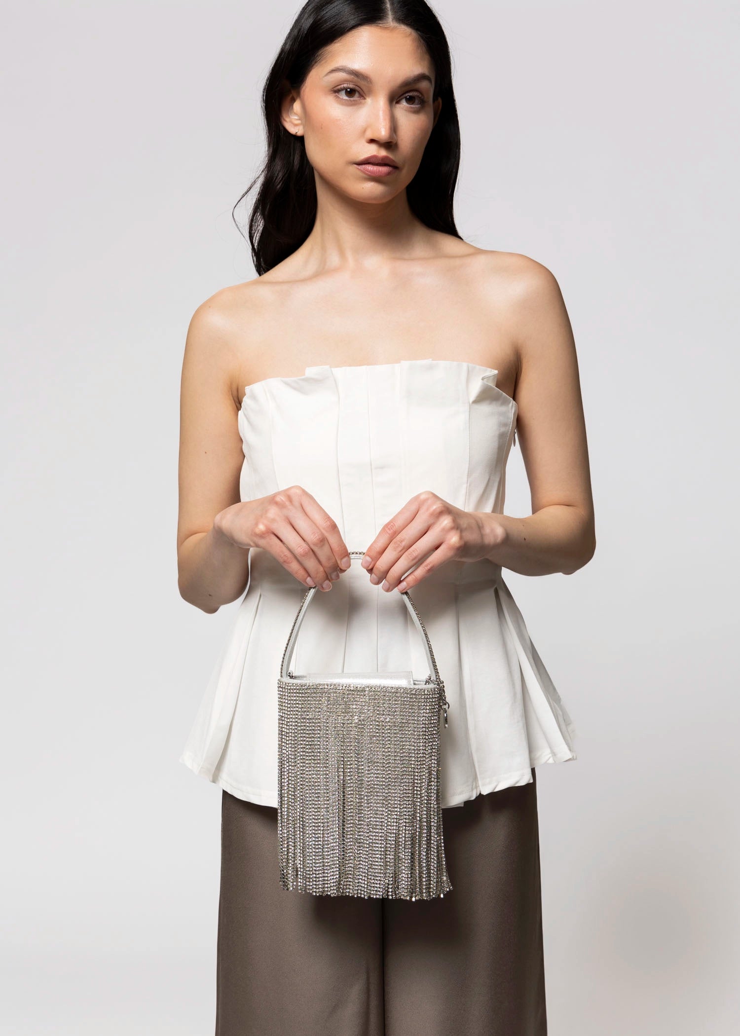 swatch_Silver olga berg billie crystal fringe bag