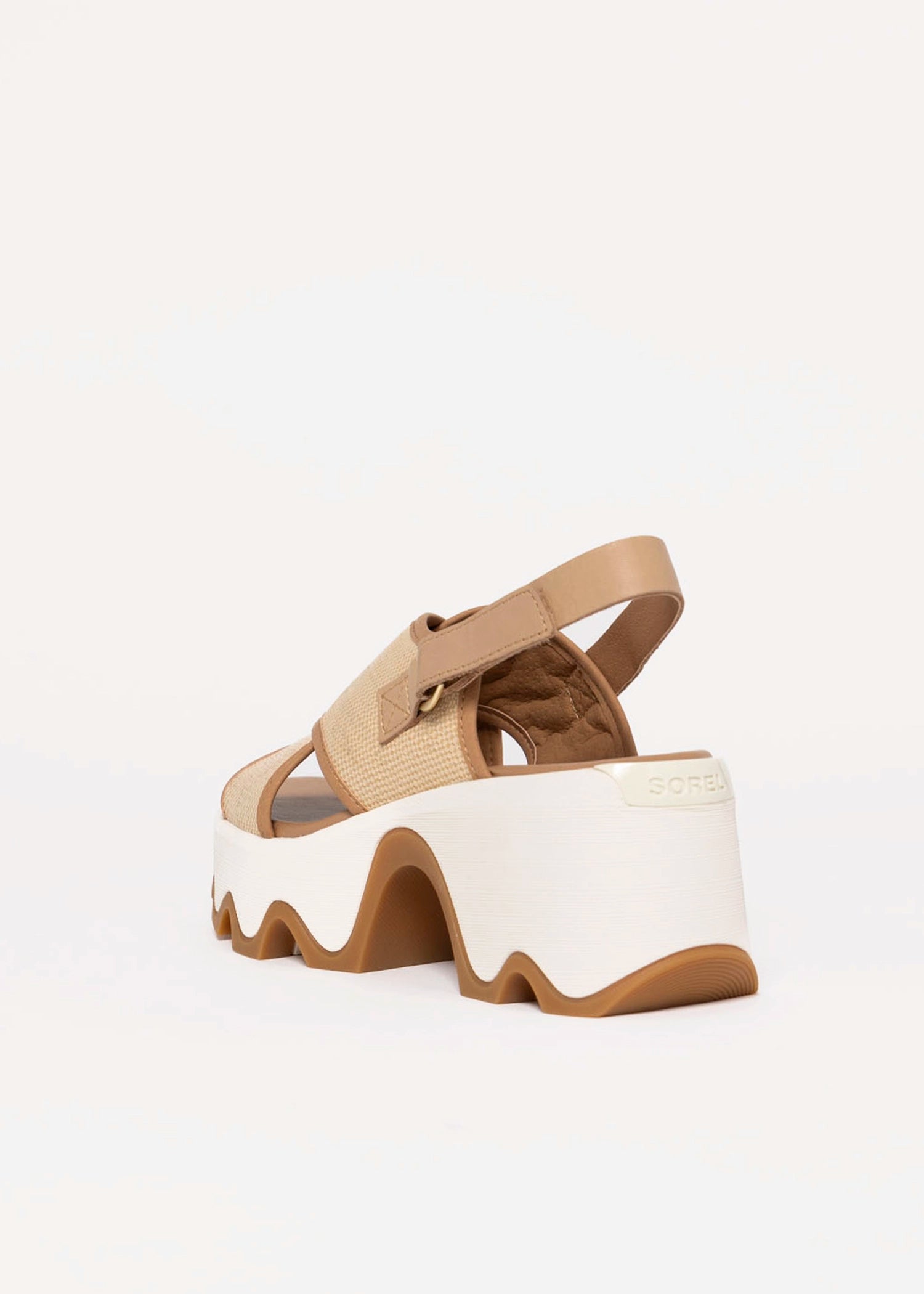 swatch_Beige Raffia sorel kinetic aura platform sandal