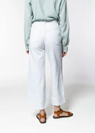 swatch_white lana crop pant apparel