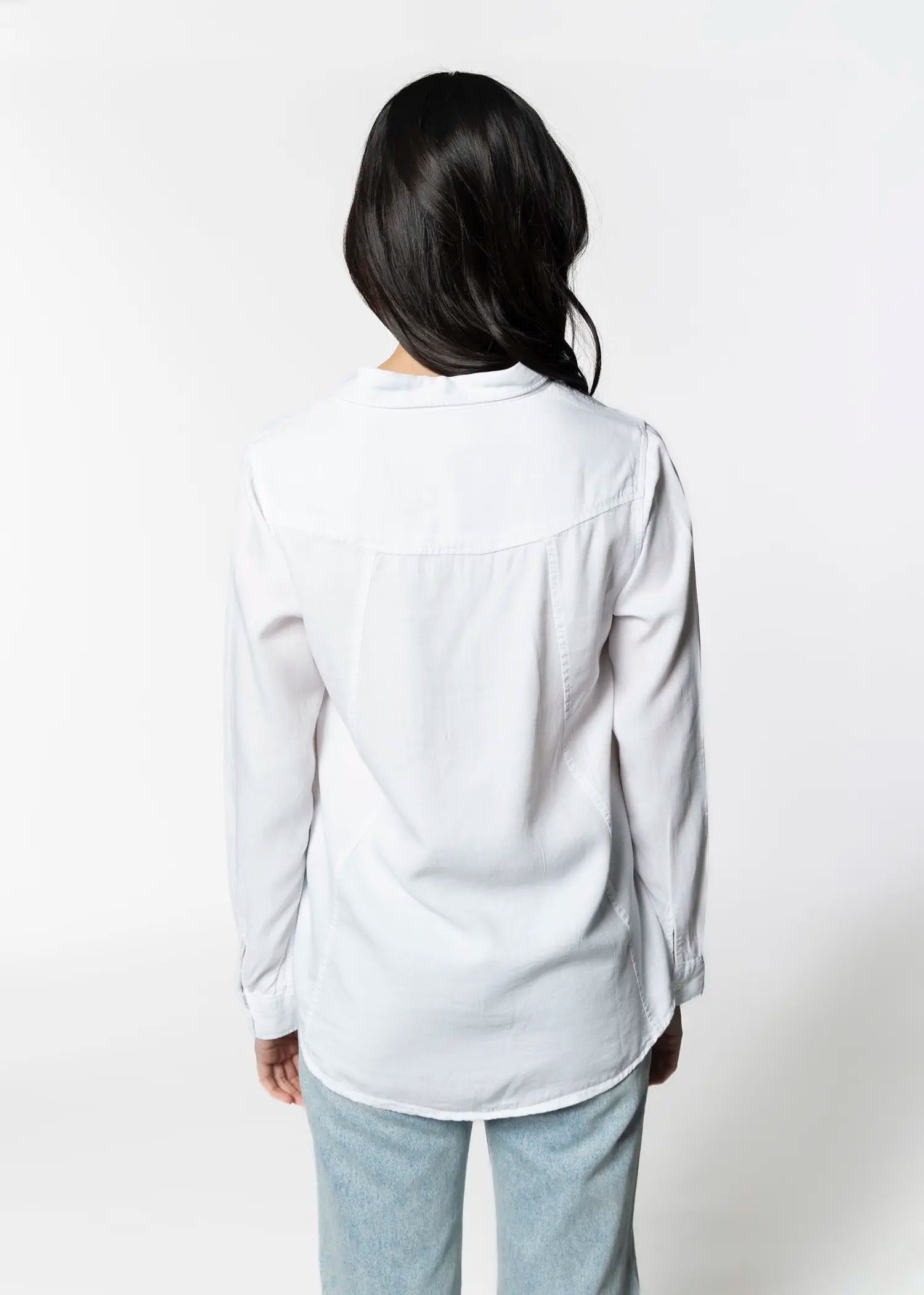 swatch_white ginger button down apparel