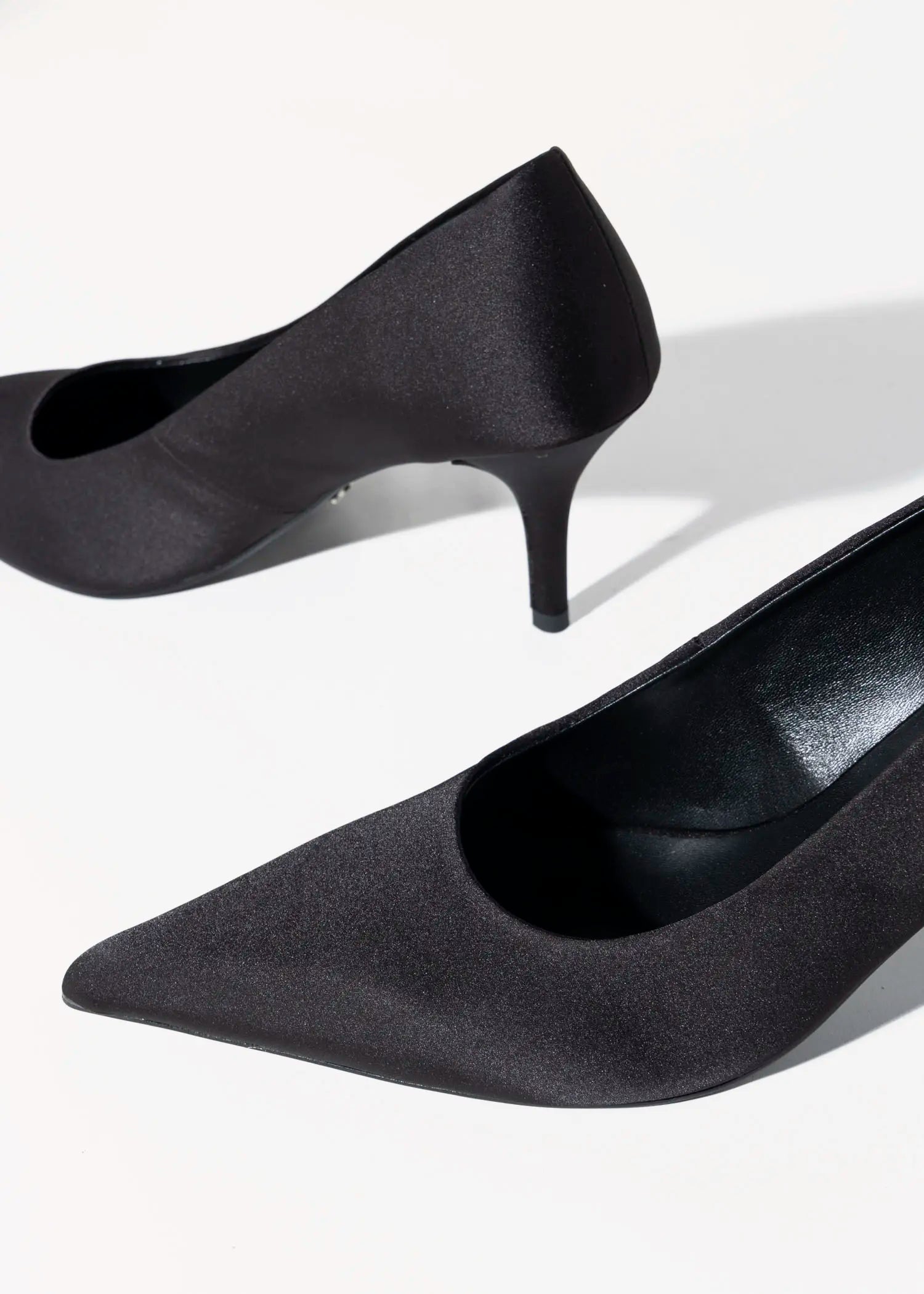 swatch_black satin chloe satin pump heels