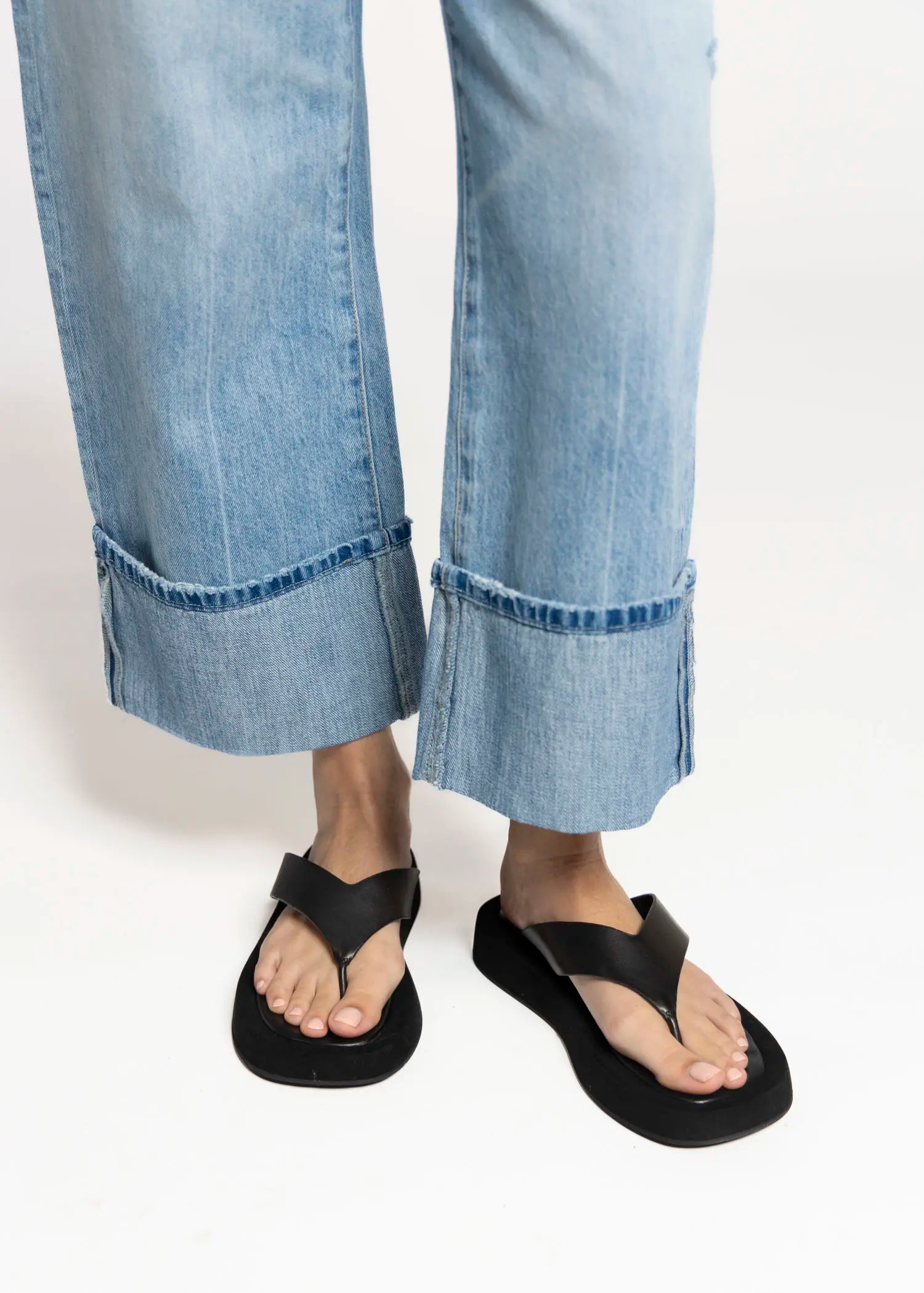 swatch_black ives thong sandal sandals